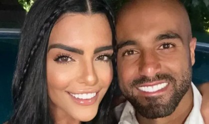 Esposa de Lucas Moura rebate torcedores e desabafa após críticas ao jogador