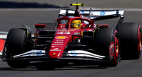 F1: Hamilton é o mais rápido na primeira sessão de treinos, na Inglaterra