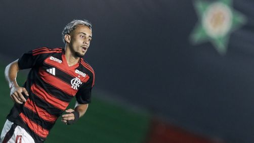 Matheus Gonçalves, em jogo pelo Flamengo Sub-20