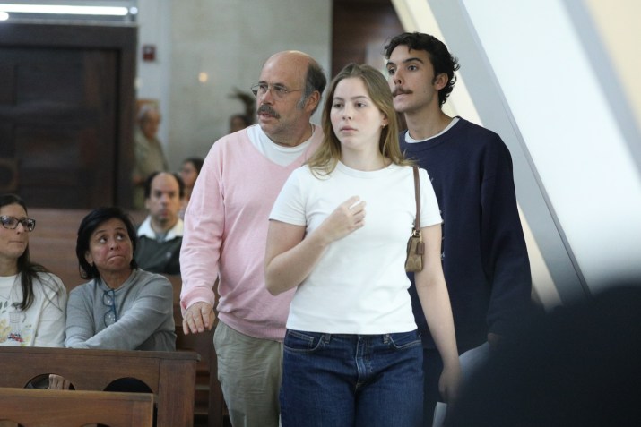 Ex-marido de Preta Gil, Otávio Muller vai à missa de 7º dia da cantora • Victor Chapetta - Agnews