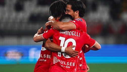 Família Berlusconi vende Monza