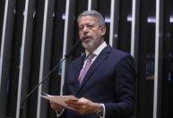 Lira diz que isenção do IR será votada em 1º de outubro