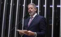 Lira e Alcolumbre são contra "desembarque" do governo