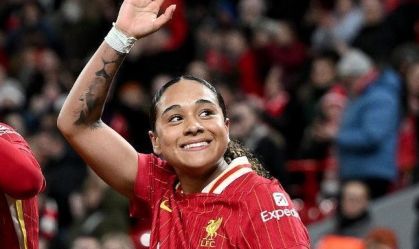 Arsenal quebra recorde no futebol feminino com contratação milionária