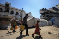 Além da fome, Gaza enfrenta sede e falta de água