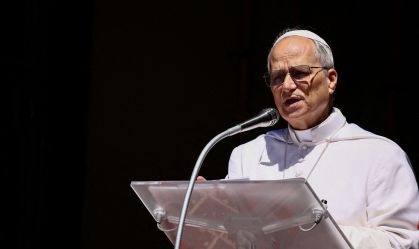 Papa Leão XIV pede fim da "barbárie da guerra" após ataque à igreja em Gaza