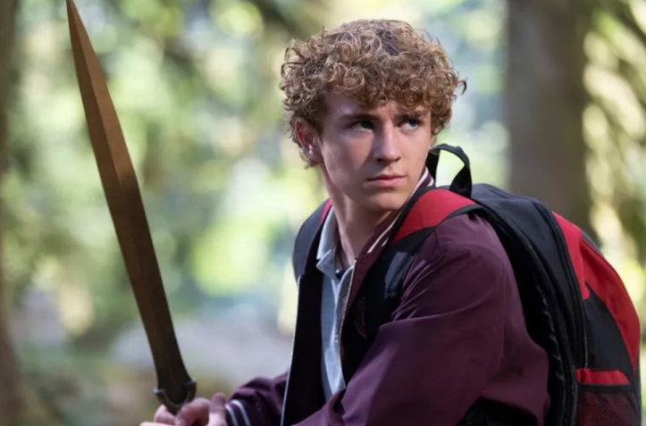 Cena da 2ª temporada de "Percy Jackson e os Olimpianos" • Reprodução/Disney+