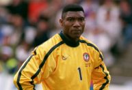 Morre Peter Rufai, príncipe que recusou ser rei para jogar a Copa do Mundo