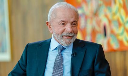 Análise: Lula blinda STF ao assumir confronto com EUA