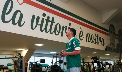 Palmeiras ultrapassa meio bilhão em contratações no ano com novo reforço
