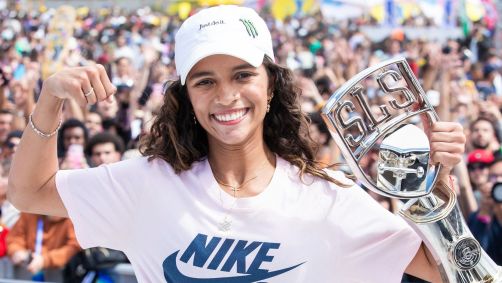 Rayssa Leal conquista o troféu da SLS