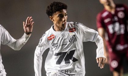 Conheça Robinho Jr, filho de Robinho que está no profissional do Santos