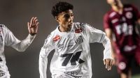 Conheça Robinho Jr, filho de Robinho, que está no profissional do Santos