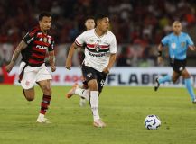 Ryan Franscico contra o Flamengo
