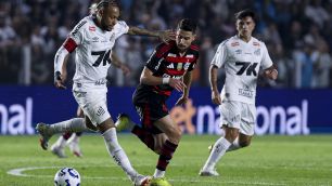 TEMPO REAL: Santos recebe o líder Flamengo na Vila Belmiro; acompanhe
