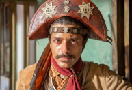 Kelner Macêdo celebra sucesso em "Guerreiros do Sol": "Muita dedicação"