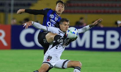 Vegetti acredita que Vasco consegue devolver goleada contra o Del Valle