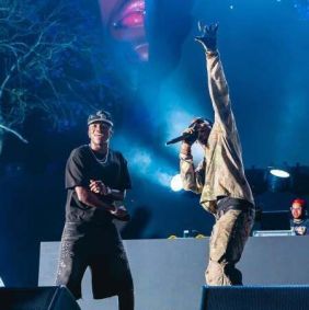 Veja fotos de festa de Vini Jr. com show de Travis Scott