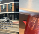 Vídeo: mulher encontra larvas em ketchup de McDonald's no Rio