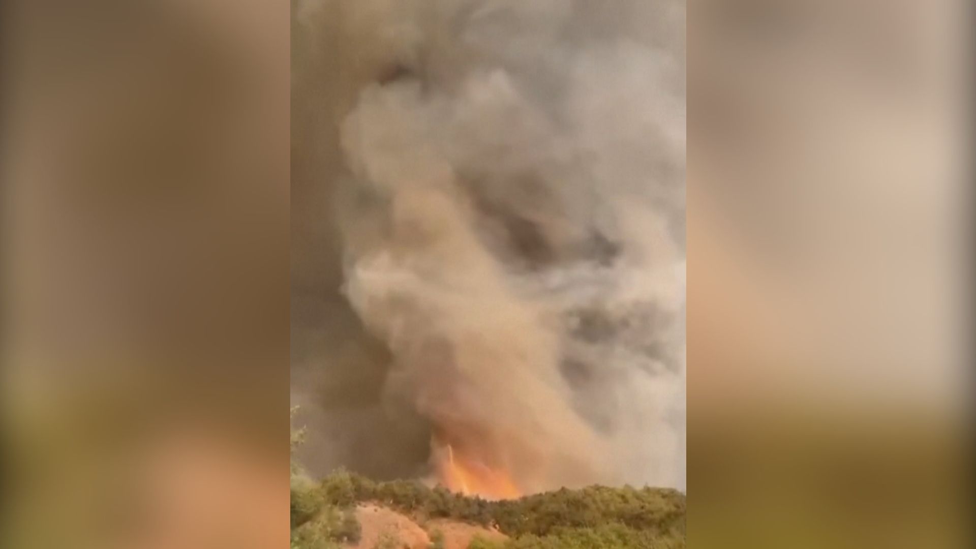 Tornado de fogo na Turquia