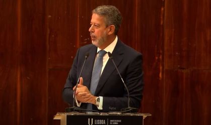 Lira critica STF por priorizar "tema A, B, C, D" e atuação sobre orçamento