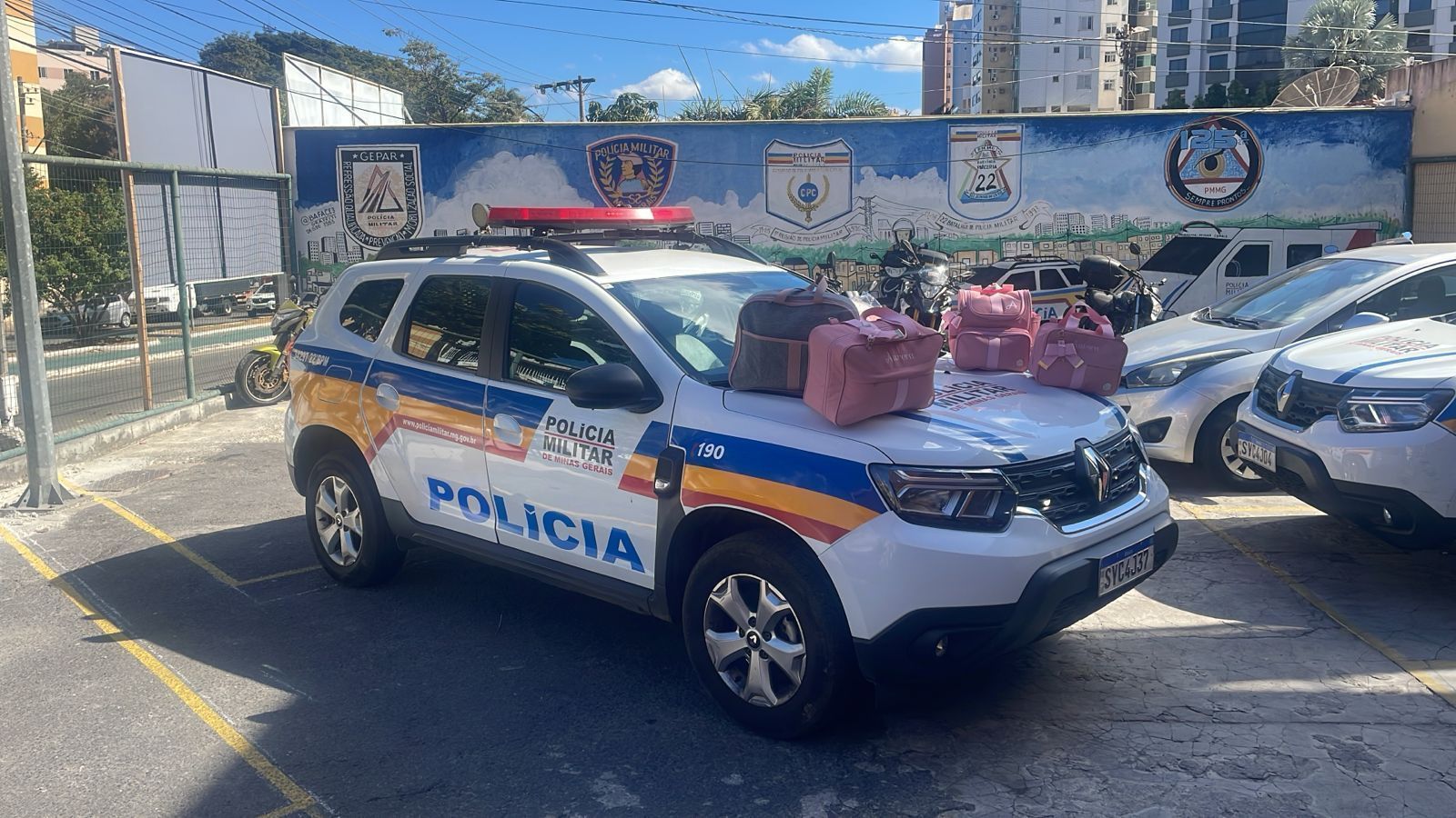 Malas com roupas de bebê são furtadas enquanto mulher dava à luz