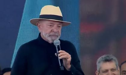 Quem tende a perder mais com tarifaço de Trump: Brasil ou EUA?