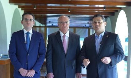 Após reunião, Alckmin, Alcolumbre e Hugo dizem estar unidos por soberania