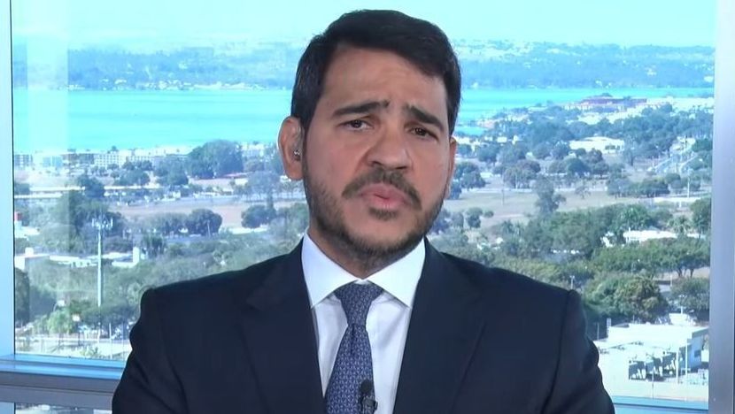 Eduardo Bolsonaro pode ser processado por dano moral, diz AGU à CNN