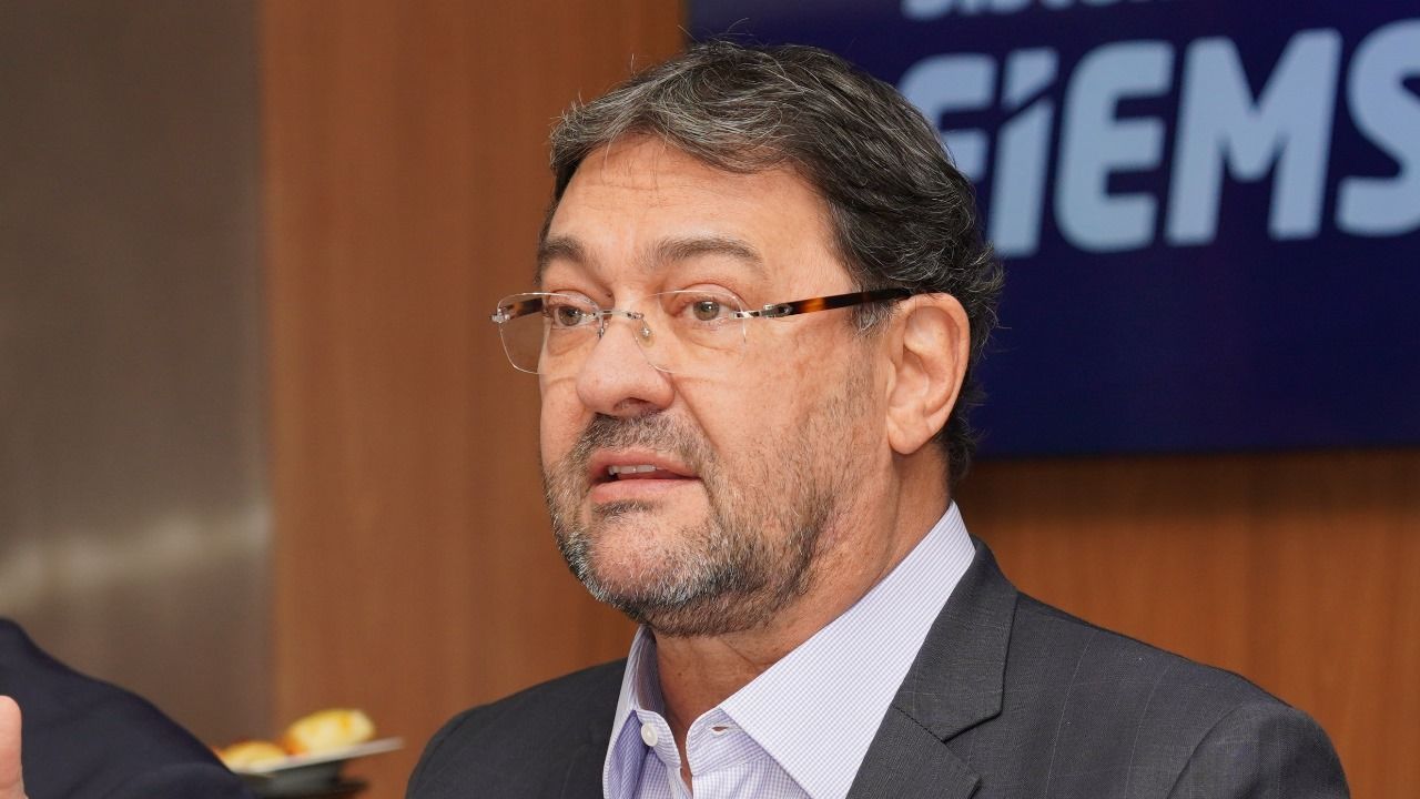 Mercado doméstico também deve ser opção ao tarifaço, diz Fiems à CNN