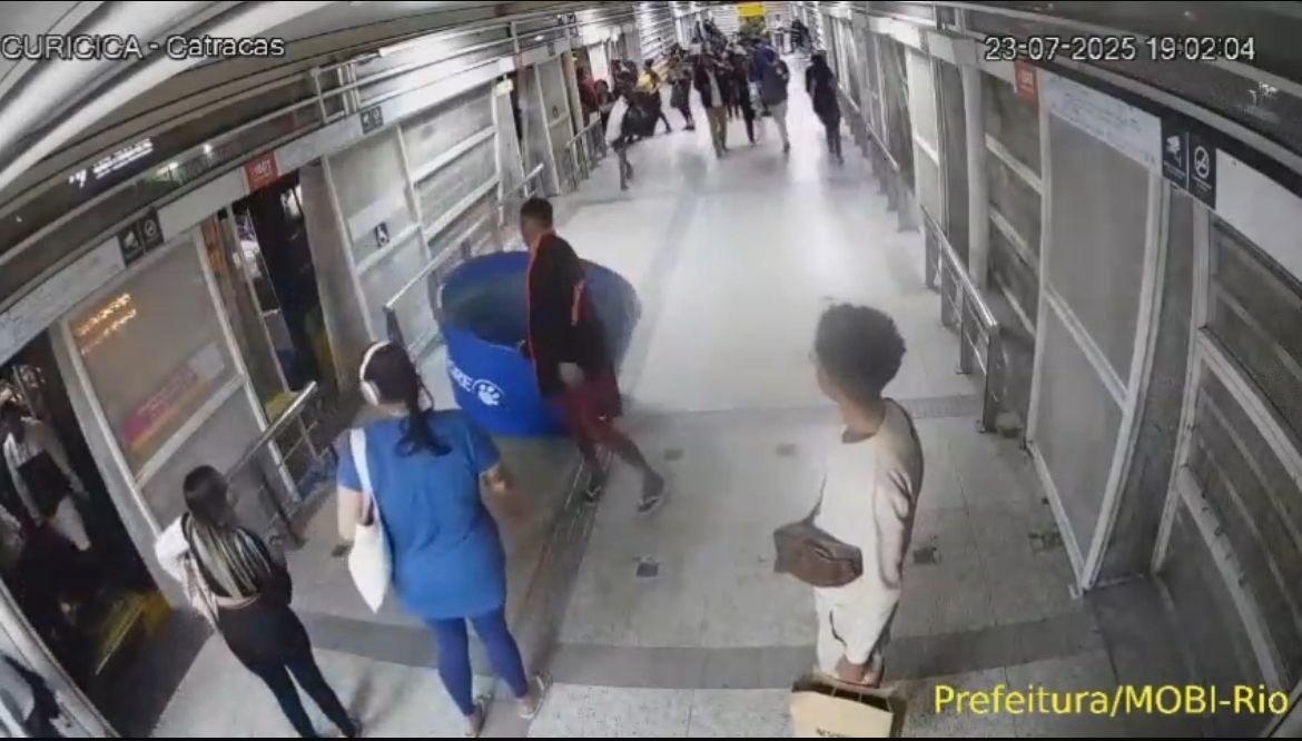 Flagrante BRT Caixa d'água