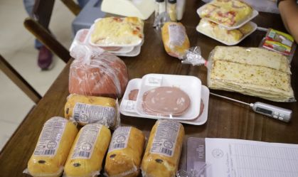 Frios podres: lojas em bairros nobres de Salvador são alvo de operação