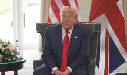 Dias antes de decisão, Trump reitera pedido para que Fed reduza juros