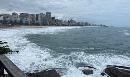 Marinha prorroga aviso de ressaca no Rio; ondas podem chegar a 2,5 metros