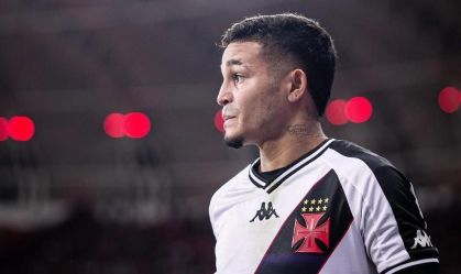 Vasco: Adson sofre nova fratura na tíbia e vai passar por cirurgia