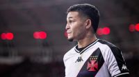 Vasco: Adson sofre nova fratura na tíbia e vai passar por cirurgia