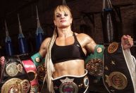 Morre lenda do boxe da Argentina aos 47 anos após sofrer AVC