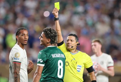 Fifa define arbitragem para a final do Mundial, entre Chelsea e PSG