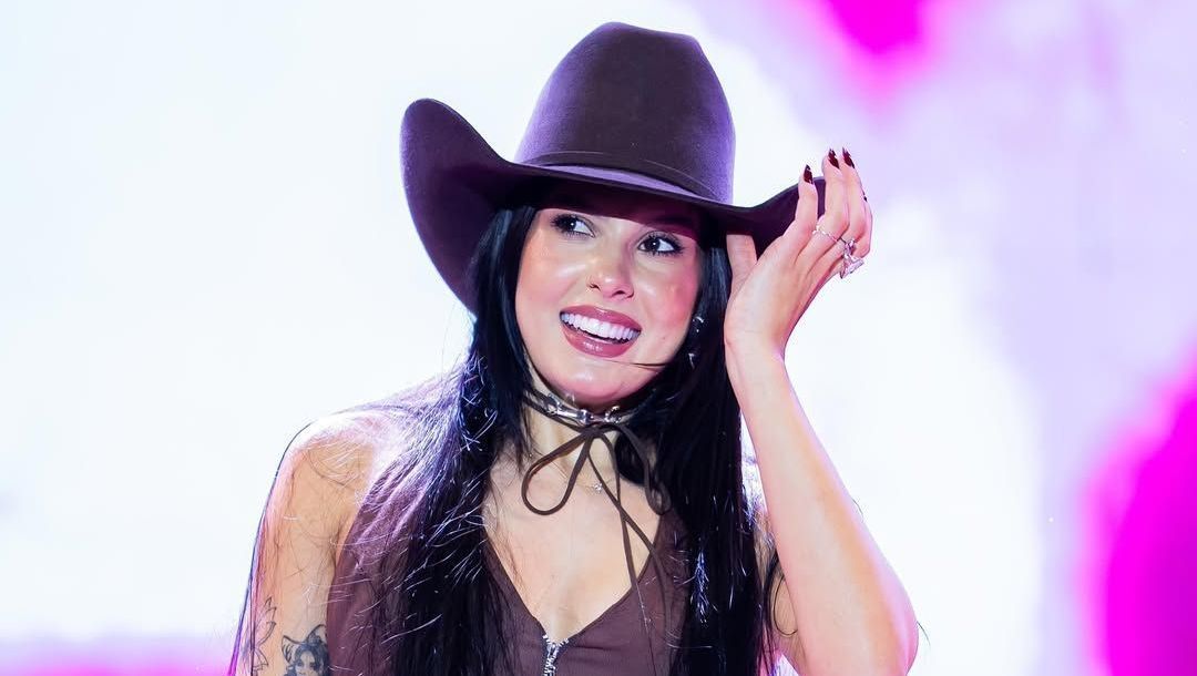 Ana Castela agradece apoio de fãs após ataques na internet: “Não é fácil”