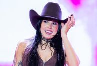 Ana Castela agradece apoio de fãs após ataques na internet: "Não é fácil"