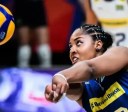 Ana Cristina passa por cirurgia após lesão na VNL; veja prazo de recuperação