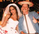 Anitta se veste de noiva em Festa Julina com famosos; veja fotos