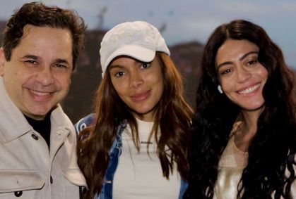 Anitta visita set de filmagens de "Nosso Lar 3": "Fã declarada"