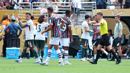 Árbitro anula pênalti concedido ao Fluminense em partida contra o Chelsea pelo Mundial de Clubes