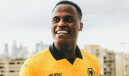 Jornal espanhol chama Arias de "Pelé Colombiano" após anúncio do Wolves