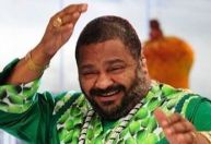 Escolas de samba do RJ e SP lamentam morte de Arlindo Cruz