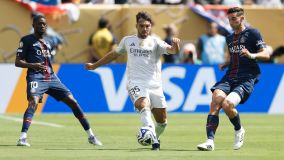 Asencio em ação em PSG x Real Madrid pelo Mundial de Clubes