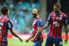 Caio Alexandre celebra gol contra o Fortaleza na Copa do Nordeste