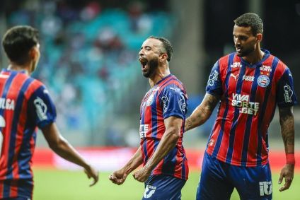 Caio Alexandre celebra gol contra o Fortaleza na Copa do Nordeste