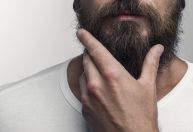 Barbas podem ter mais bactérias que privadas? Especialista responde